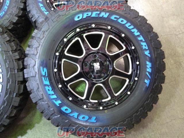 MLJ
XTREME-J
+
TOYO
OPEN
COUNTRY
Full-scale inch downsizing for the M/T50 RAV4-02