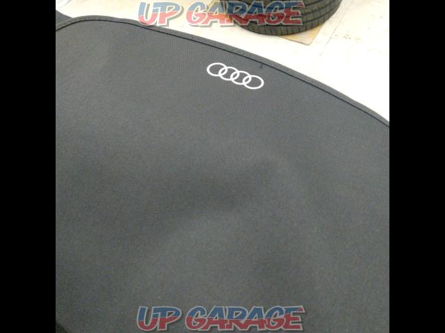 AUDI
Seat back table rest protection-02