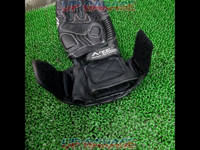 BERIK
2.0 leather gloves
S size-06