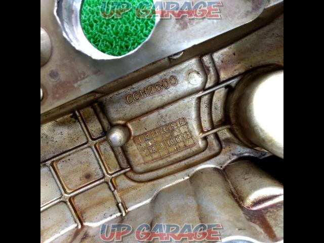 Daihatsu genuine
JB-DET type
Engine head cover
We welcome purchases! Verbal appraisals are also available.-09