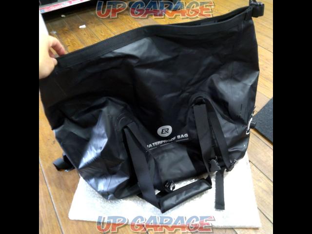 ROCKBROS
WATERPROOF
BAG
We welcome purchases of waterproof bags! Verbal appraisals are also available.-03