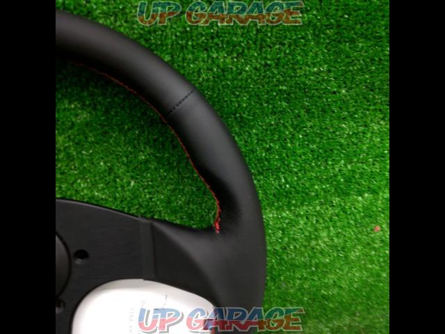 Personal
BLITZ
330 mm
Leather steering wheel-09