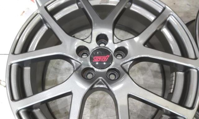 SUBARU
GT series XV
Genuine option
STI
18 inches wheel-10