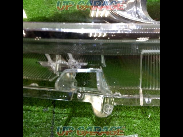 TOYOTA
Headlight lens cover LH, left side/passenger side-05