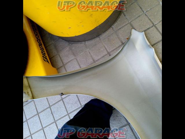 Subaru Genuine Legacy
BLE
Late model front fender left and right-10