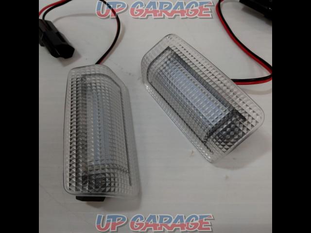 Mark X/Alphard/LEXSU
Manufacturer unknown, such as IS/LS
LED courtesy lamps-02