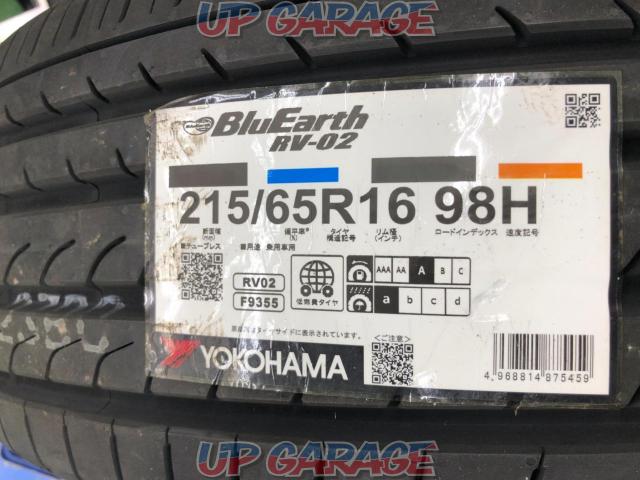 HOT
STUFF
Laffite
LE-03
+
YOKOHAMA
BluEarth
RV-02
New domestic tires at special price-06