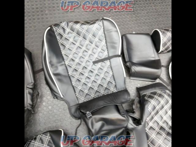 clazzio
Seat Cover
[Prius α
ZVW41 series-09