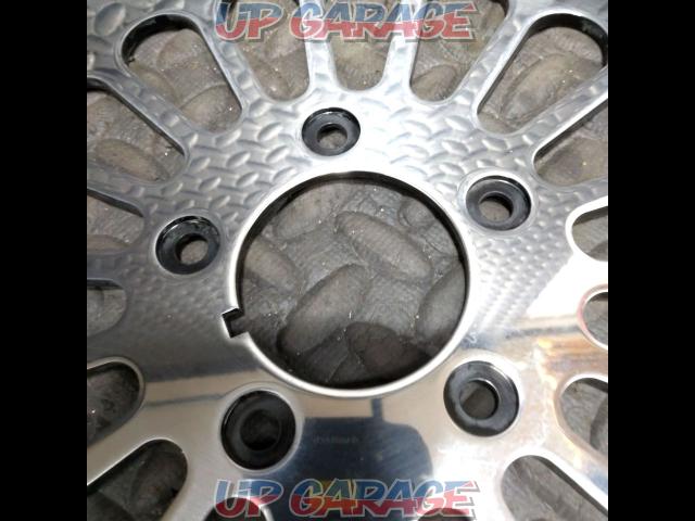 Unknown Manufacturer
Drilled disc rotor
[Harley
tooling-04