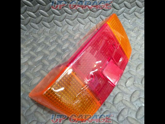 Unknown Manufacturer
Tail lens cover
[HONDA
CBX400F]-02