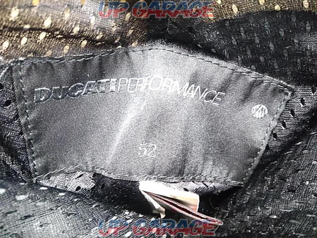 DUCATI
Leather pants
Size: 52-03