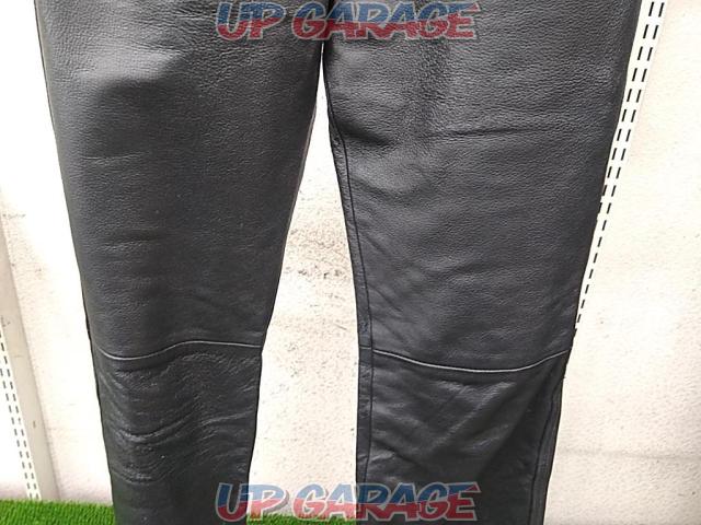Unknown Manufacturer
Leather pants
Size: 76cm-05