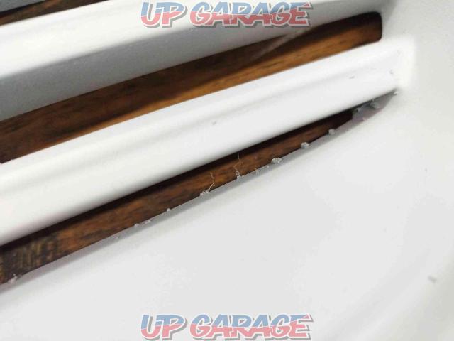 Wagon RQUEENS
ambient (queens
Evidence) Front
Grill
MH21 / 22S-03