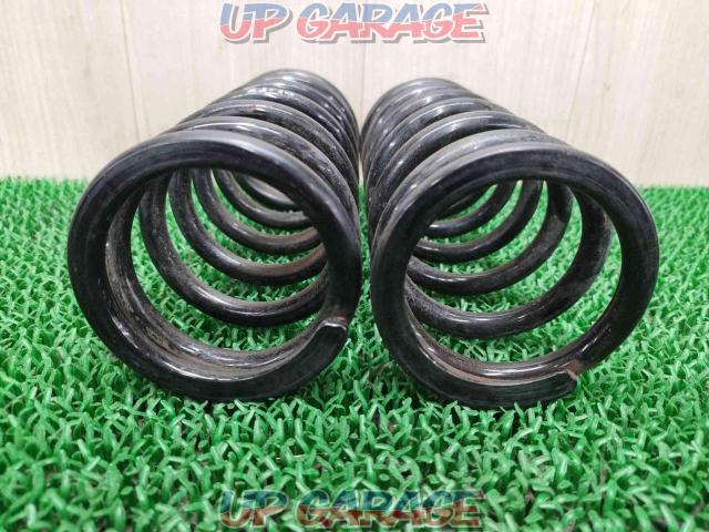 Unknown Manufacturer
Series winding spring
2 piece set
ID62 Free length 200 Spring rate 4K-07