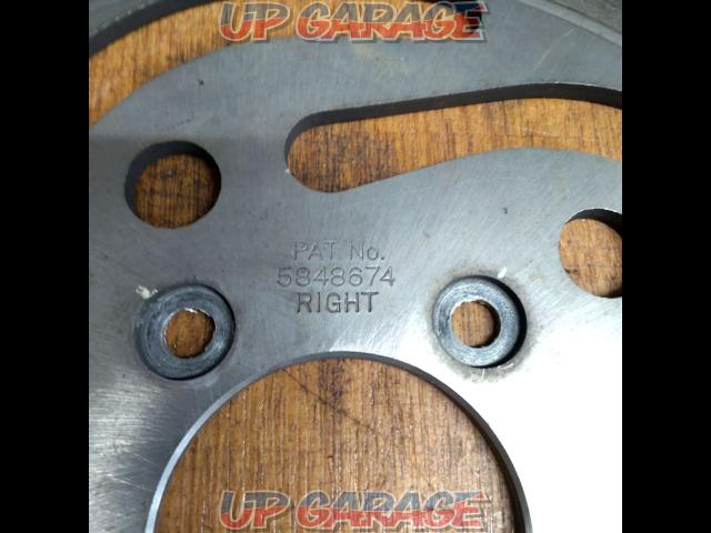 HarleyDavidson
Dinah
FXD genuine disc rotor
Set before and after-03