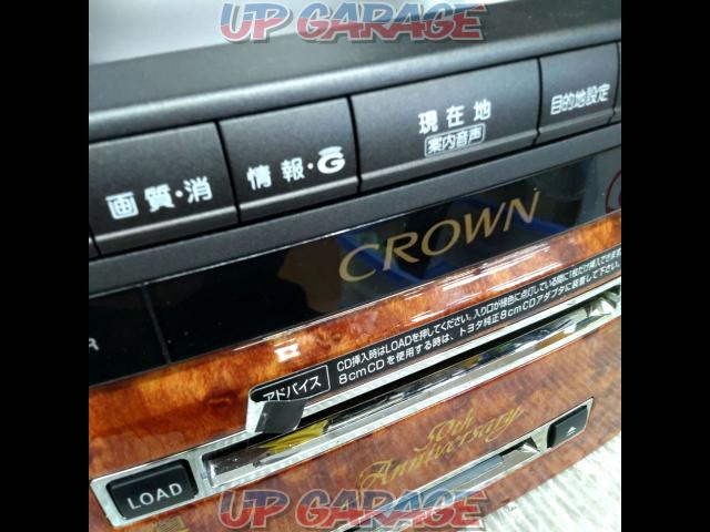Toyota
Crown Royal genuine navigation monitor-08