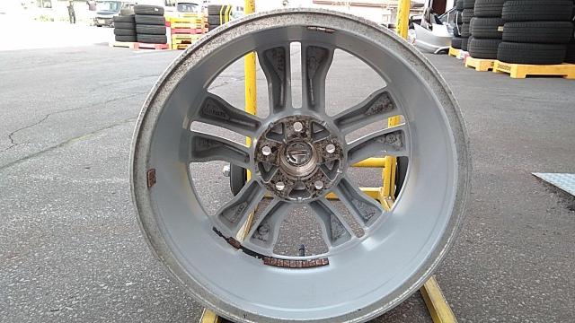 Nissan genuine
X-TRAIL original wheel-04