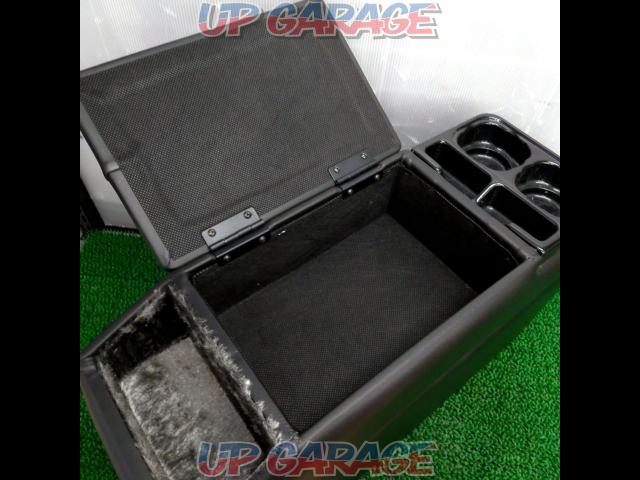 Unknown Manufacturer
General purpose
Console box-05