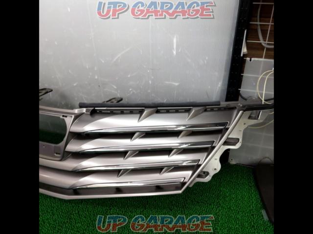 TOYOTA
Series 20 Alphard previous term genuine front grille-02