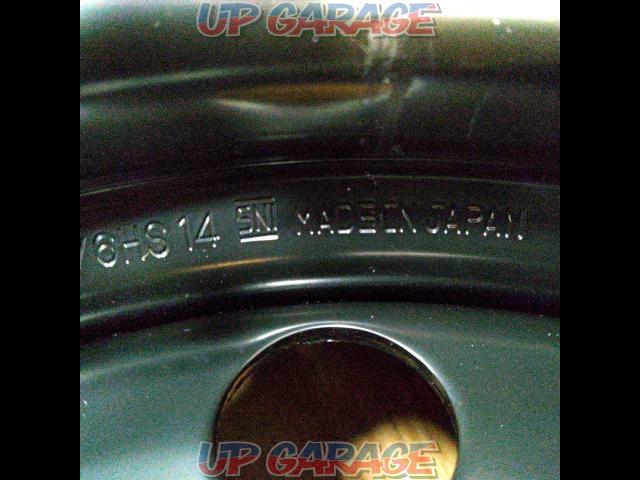 TOYOTA
Hiace 200
Genuine 15 inches steel wheels-07
