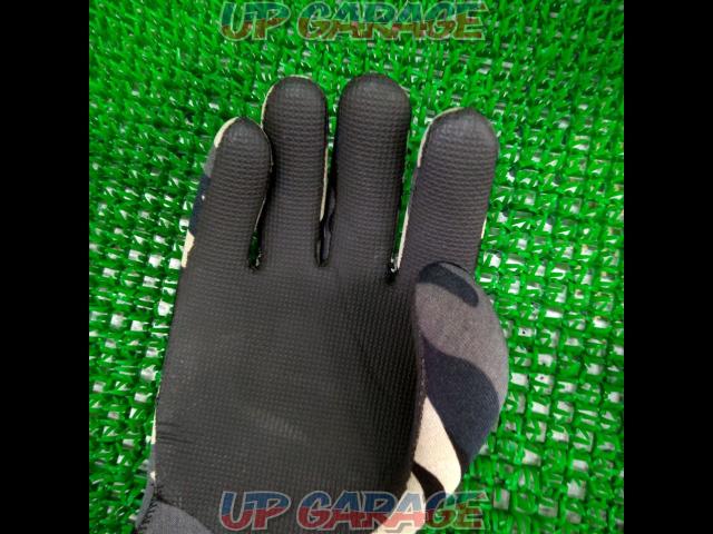 L size DAYTONA
Neoprene
Shark skin
Short Size Gloves-06