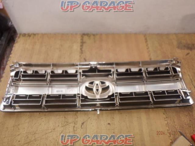 Toyota original front grille-02