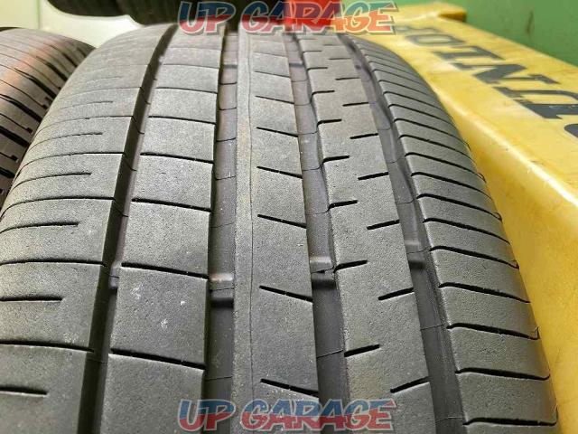 DUNLOPVEURO
VE304
215 / 60R17
Made in 2023
Made in 2023
Four-09