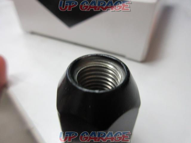 Unknown Manufacturer
Black nut
(X04169)-03