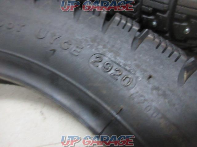 MAXXIS
SNOW
Spike tires front and rear set
(X04318)-02