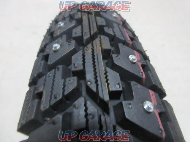 MAXXIS
SNOW
Spike tires front and rear set
(X04318)-06