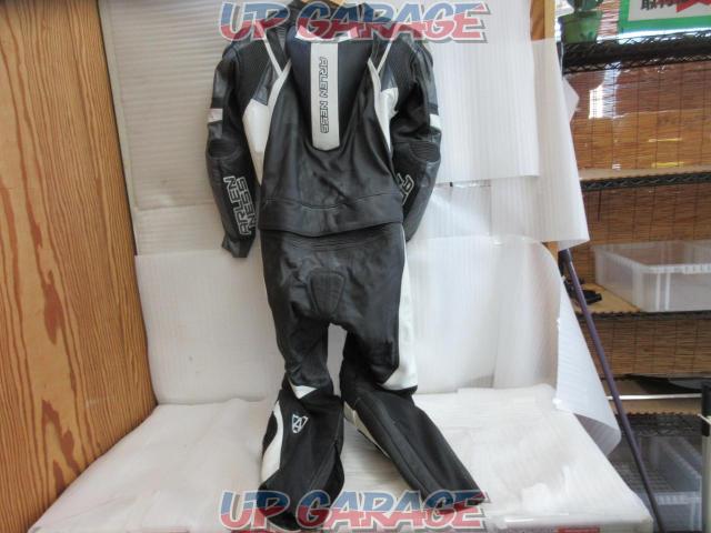 ARLEN
NESS
Separate racing suit
(X04393)-06