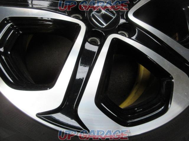 HONDA
RU system Vezeru
Original wheel
+
YOKOHAMA
iceGUARD
iG70
(X04083)-02