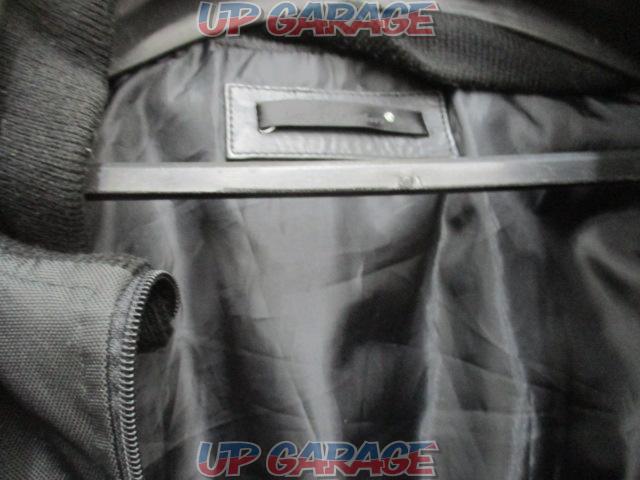 Liugoo
Leathers
Leather jacket
M size-03