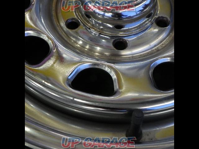 Unknown Manufacturer
Daytona style
Plated steel wheel
+
GOODYEAR (Goodyear)
NASCAR
EAGLE
# 1-05