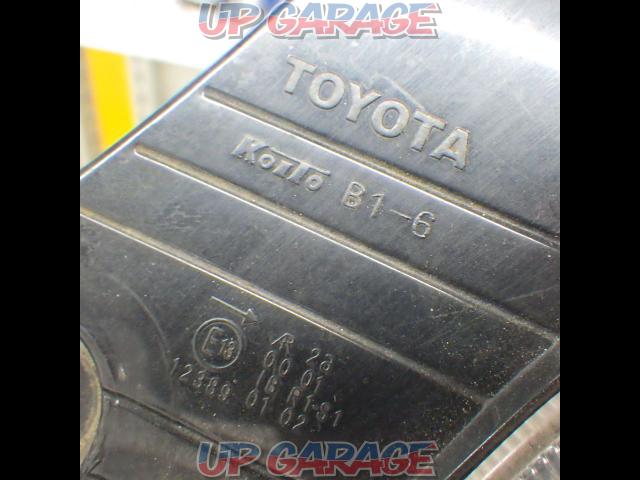 Toyota Genuine (TOYOTA) bB/QNC20 (late model) tail lens-03