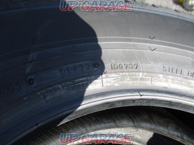 DUNLOP
ENASAVE
VAN01
195 / 80-15
107 / 105L
LT
With label
Manufactured in 2023
New tires Set of 2-04