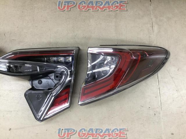 Toyota
C-HR
Previous term genuine
Full LED tail lens
Right and left-02