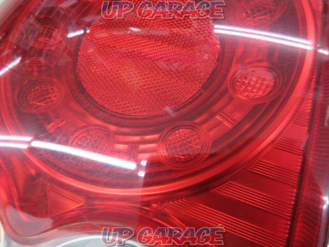 Suzuki genuine
LED
Tail lens
Left and right: Lapin/HE22S-04