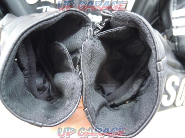 SIMPSON
Winter PU leather jacket
black
SJ-7133
Size: 3L-09