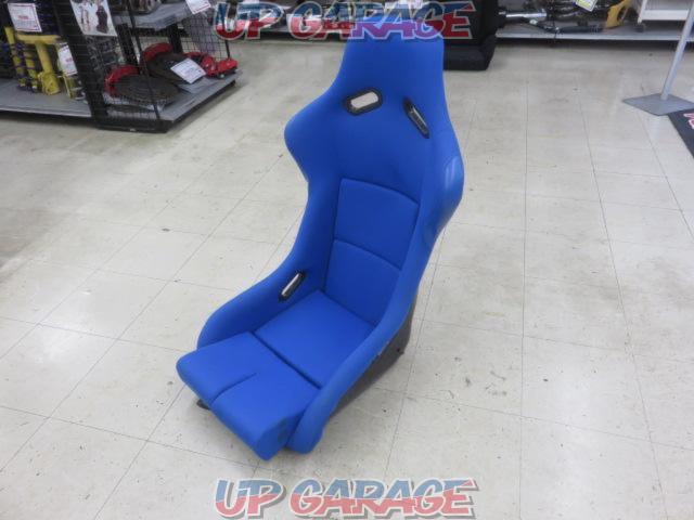 Unknown Manufacturer
Full bucket seat
[Blue]-06