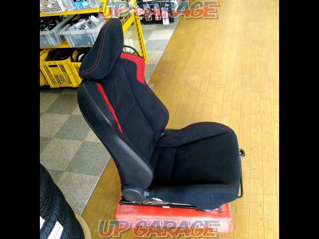 Toyota genuine
ZN6
86
GT grade early term
Genuine passenger seat only-02
