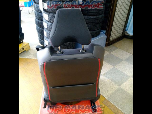 Toyota genuine
ZN6
86
GT grade early term
Genuine passenger seat only-04