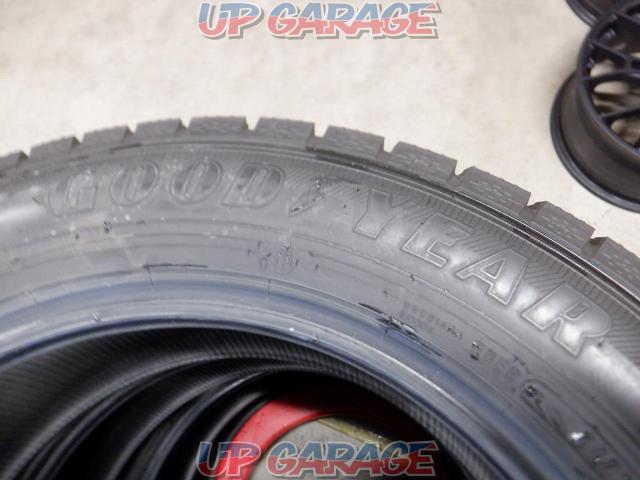Warehouse storage at a different address/Stock confirmation will take time. Set of 4 GOODYEAR
ICE
NAVI 7-04