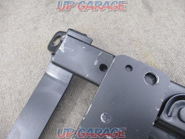 Kawai Works
Seat rail
For RH (driver's seat) side
Part number: H038R
S2000/AP1/P2-02