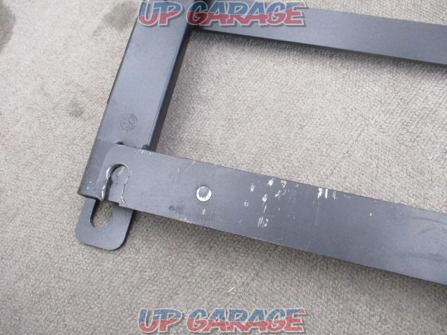 Kawai Works
Seat rail
LH for (passenger seat) side
Product number: H038L
S2000/AP1/P2-05