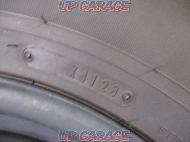 TOYOTA (Toyota)
Hiace 200 genuine steel wheels
+
DUNLOP (Dunlop)
SP
175N
195 / 80R15
107 / 105N
LT
4 pieces set-02