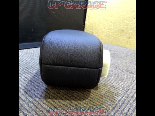 Genuine Honda Armrest (Driver's Seat) N-BOX Custom
JF3-04