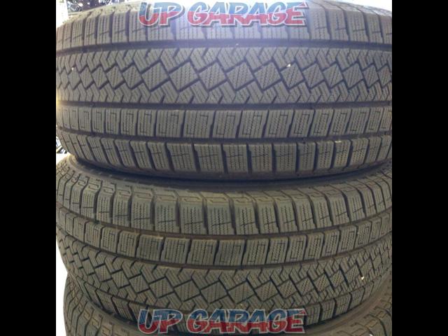 PIRELLI (Pirelli)
ICE
ASIMMETRICO
*As this item is stored in a separate warehouse, it will take some time to confirm stock availability.-05