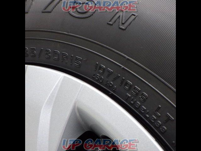Toyota Genuine
Hiace/200 series/7-inch genuine wheels + DUNLOPSP175N-06