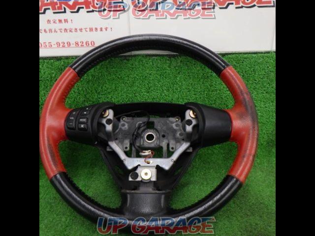 MAZDA
Leather steering wheel
RX-8
SE3P
Previous period
Leather steering wheel red/black-02